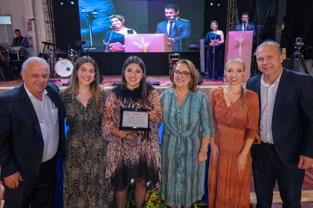 Camila Telles é a nova Embaixadora da Fenatrigo