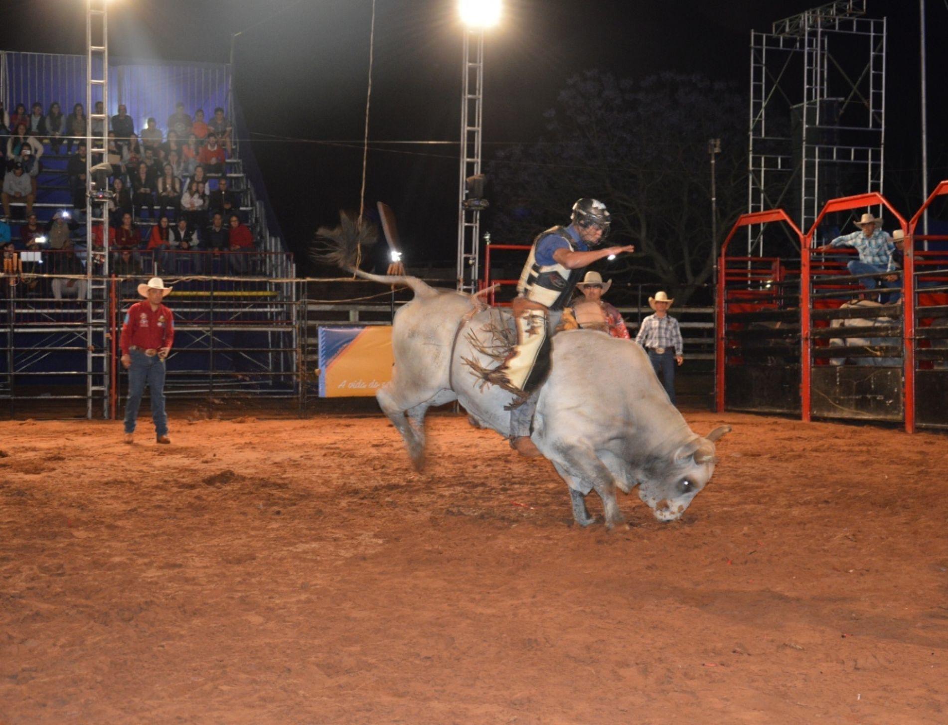 Rodeio Show com César Paraná